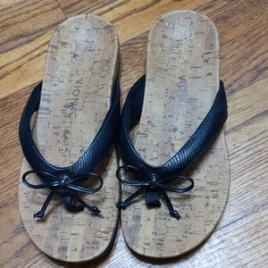 Vionic women's size 8 sandals